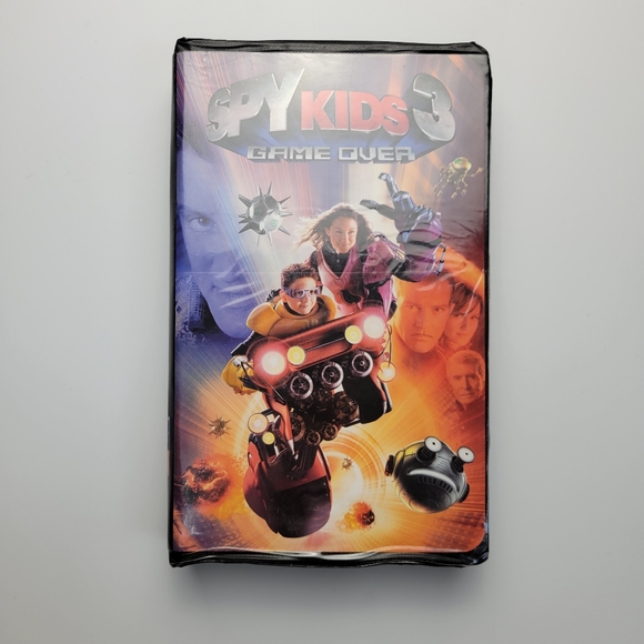 SPY KIDS TRILOGY VHS - Picture 7 of 9